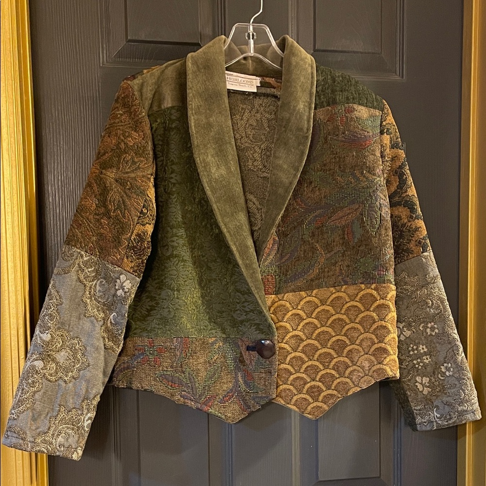 Elegant Patchwork Tapestry Blazer in Earthy Tones